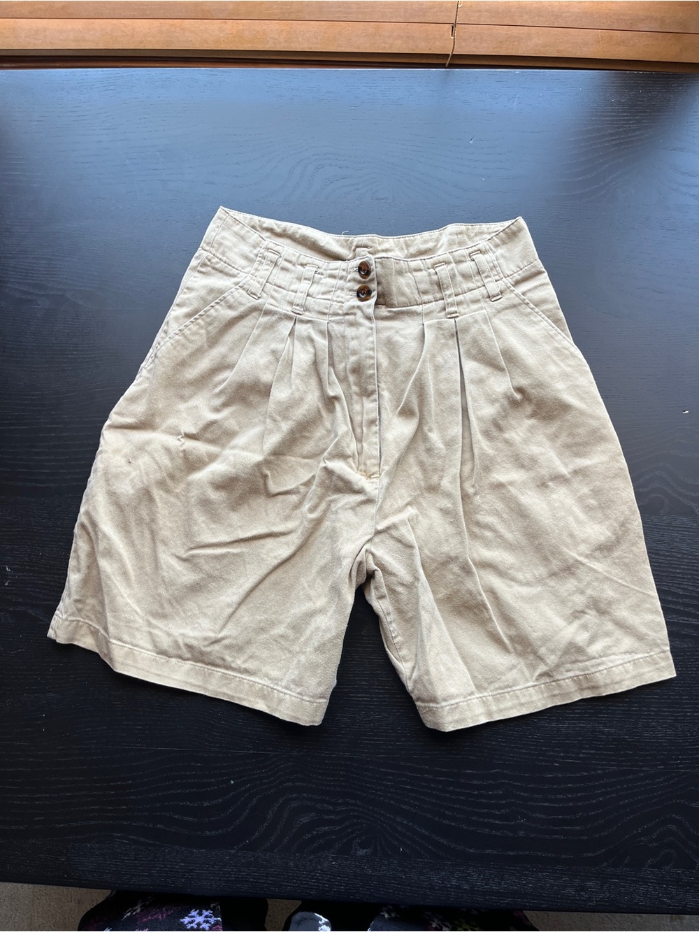 Copper Key High-Waist Pleated Shorts - Light Beige